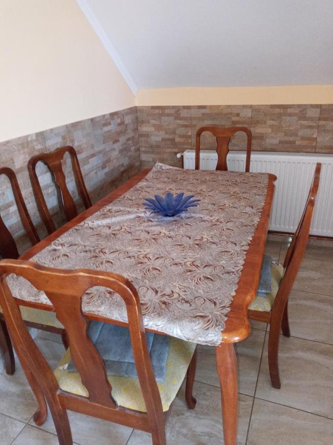 Napsugar Apartmanhaz Balatonlelle Exteriör bild