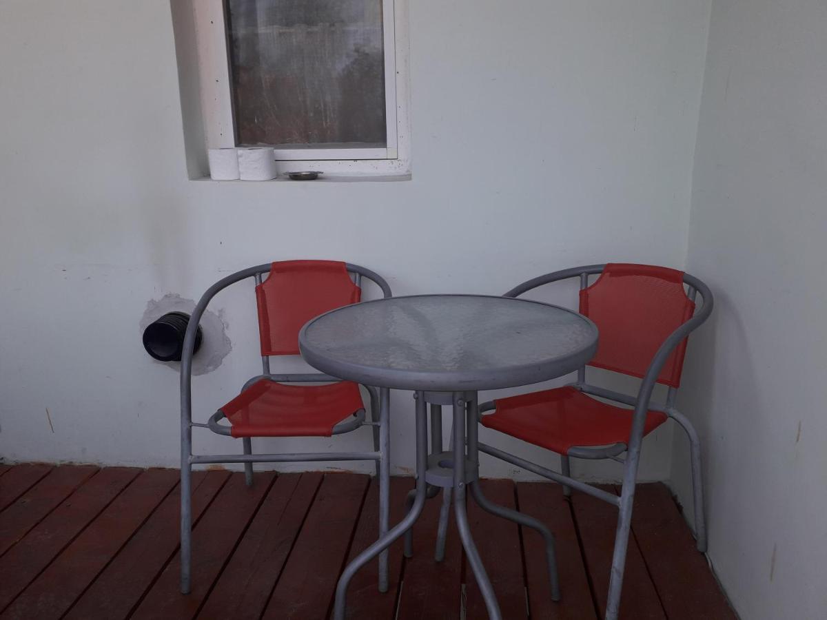 Napsugar Apartmanhaz Balatonlelle Exteriör bild