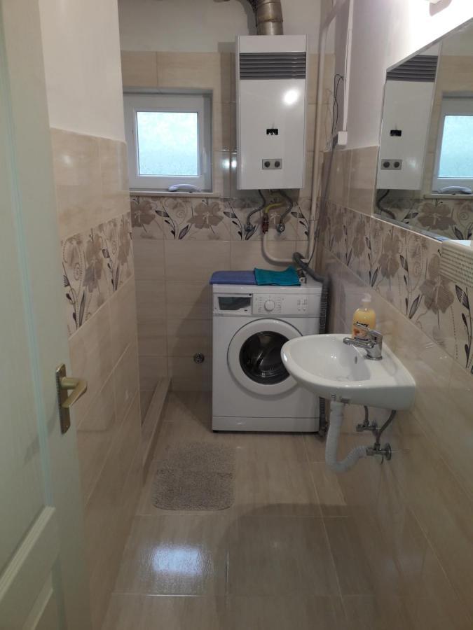 Napsugar Apartmanhaz Balatonlelle Exteriör bild