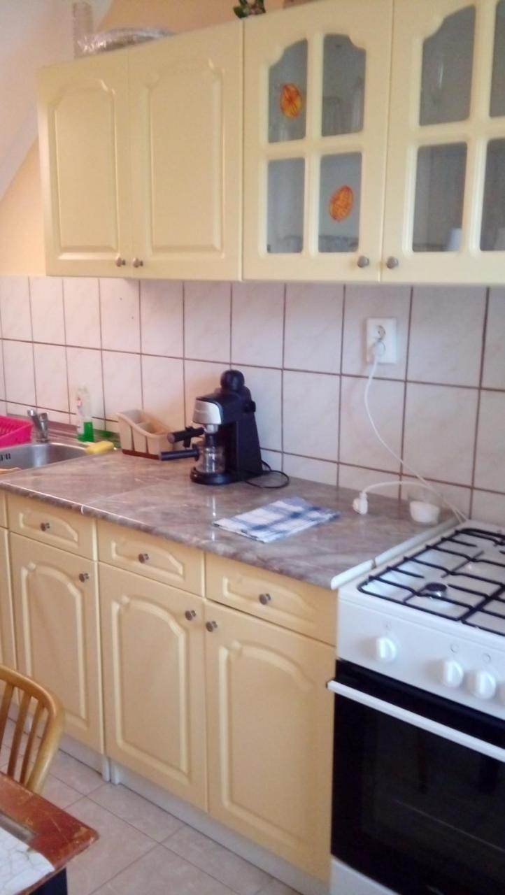 Napsugar Apartmanhaz Balatonlelle Exteriör bild